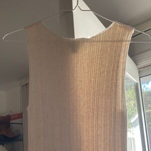 Sleeveless Ribbed Knit maxi dress